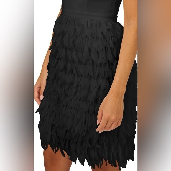 NWT Adrianna Papell Black Chiffon Feather Cocktail Dress One Shoulder Sz 6 - Picture 14 of 14